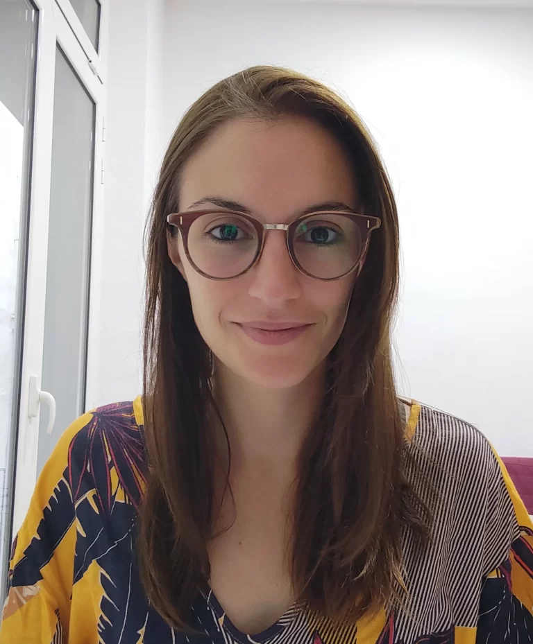 alejandra-arirzu-divan-online